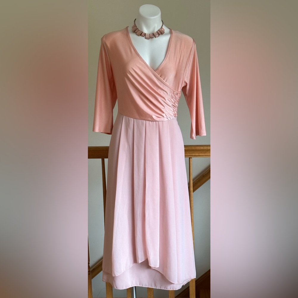Clothes Mentor No Tag Peach Satin Sheer Wrap Look NWT. Sz XL Pleated In Front.